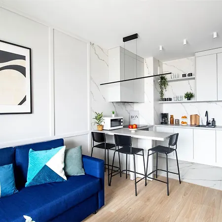 Mia Habicha - Cozy Near Factory Ursus With Parking Appartement