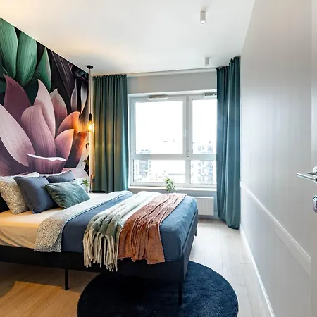 Mia Habicha - Cozy Near Factory Ursus With Parking Apartment