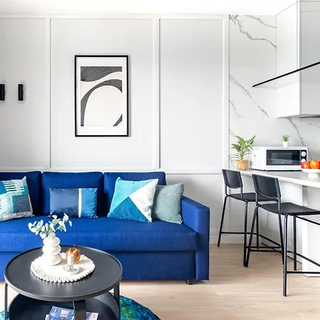 Apartment Mia Habicha - Cozy Near Factory Ursus With Parking Warsaw