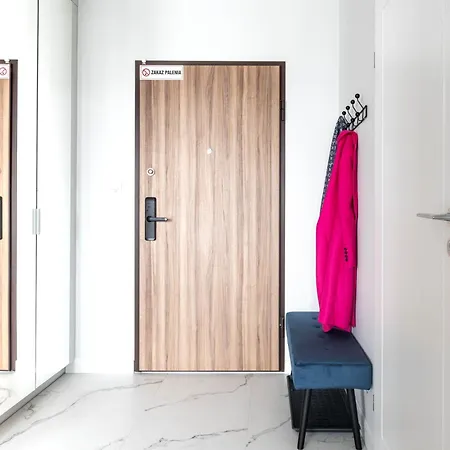 Mia Habicha - Cozy Near Factory Ursus With Parking