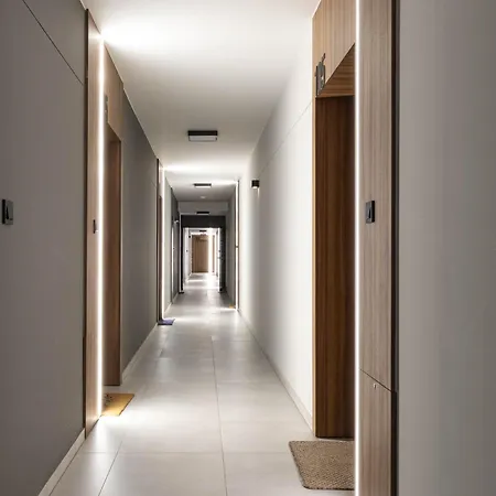 Mia Habicha - Cozy Near Factory Ursus With Parking Apartment Warsaw